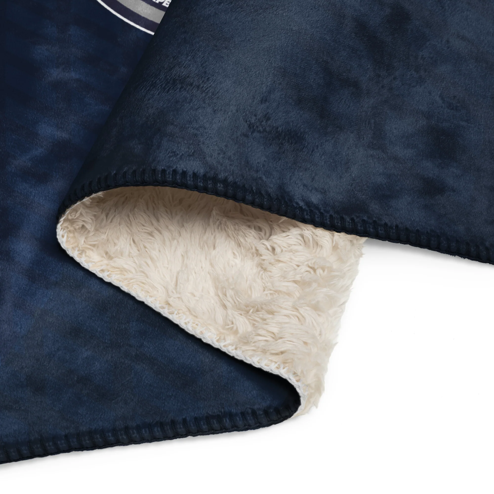 Achy Bones Sherpa blanket - Image 5