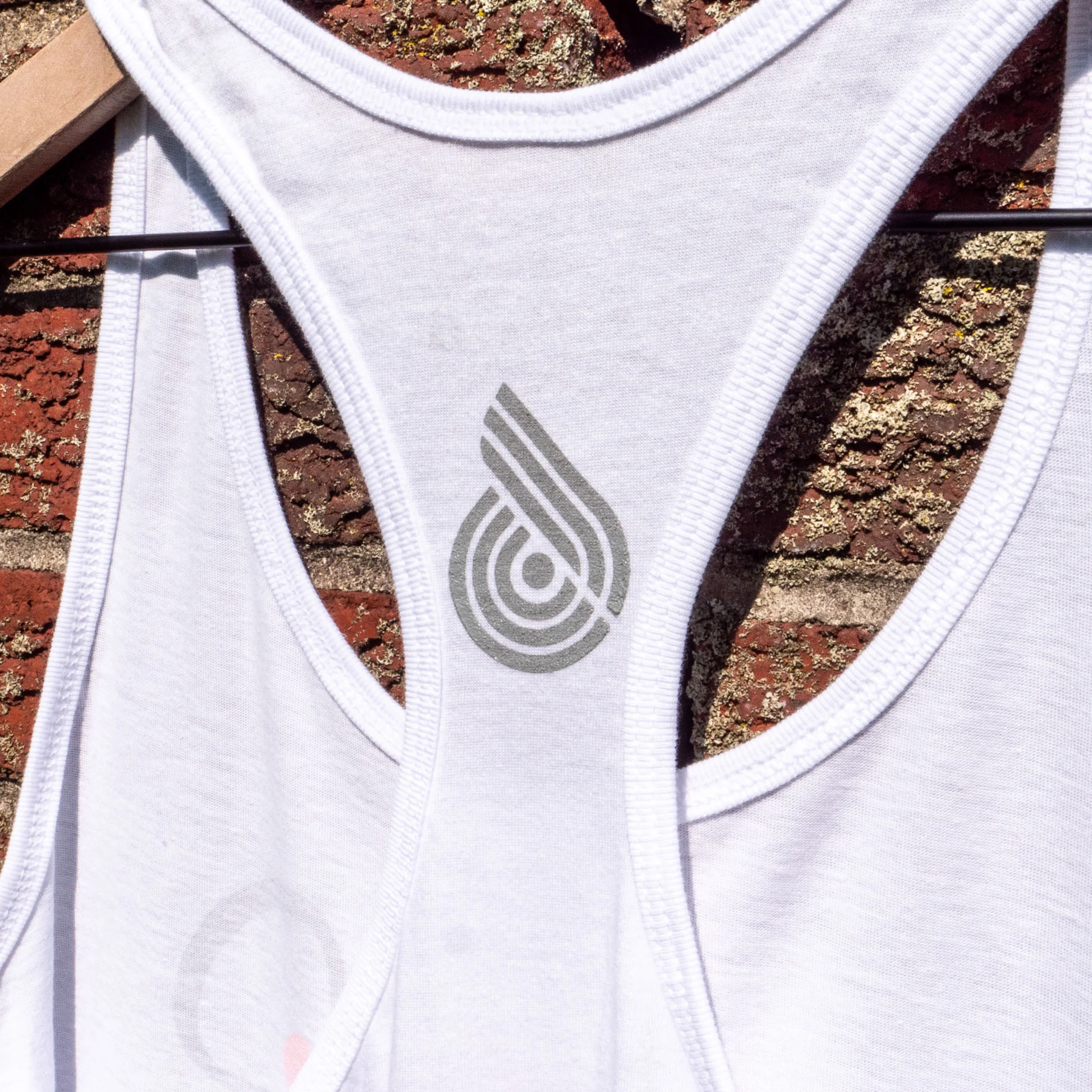 Alula Racer Top - Image 9