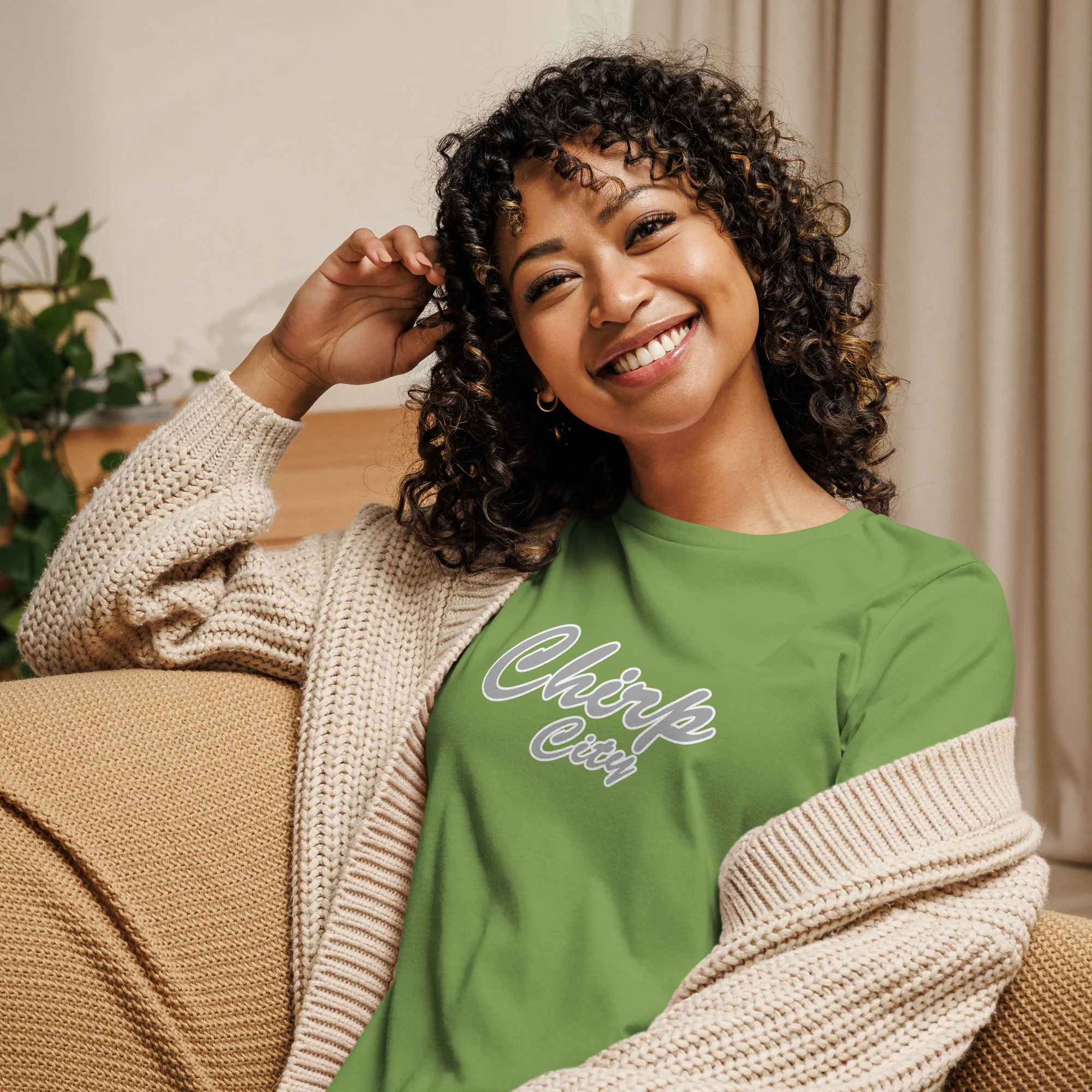 Chirp City Script Women's Relaxed T-Shirt - Image 5