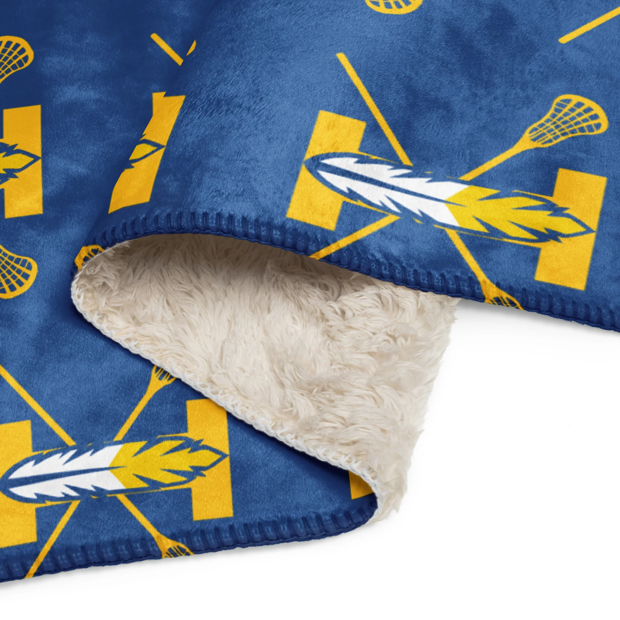 Irondequoit Sherpa blanket - Image 3