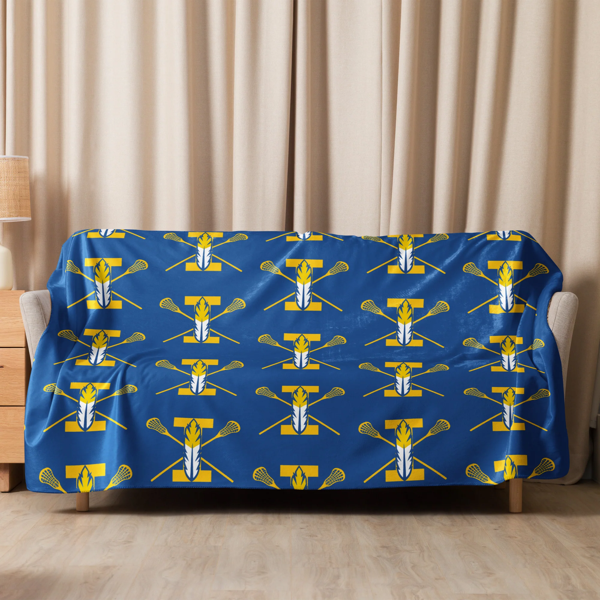 Irondequoit Sherpa blanket - Image 6