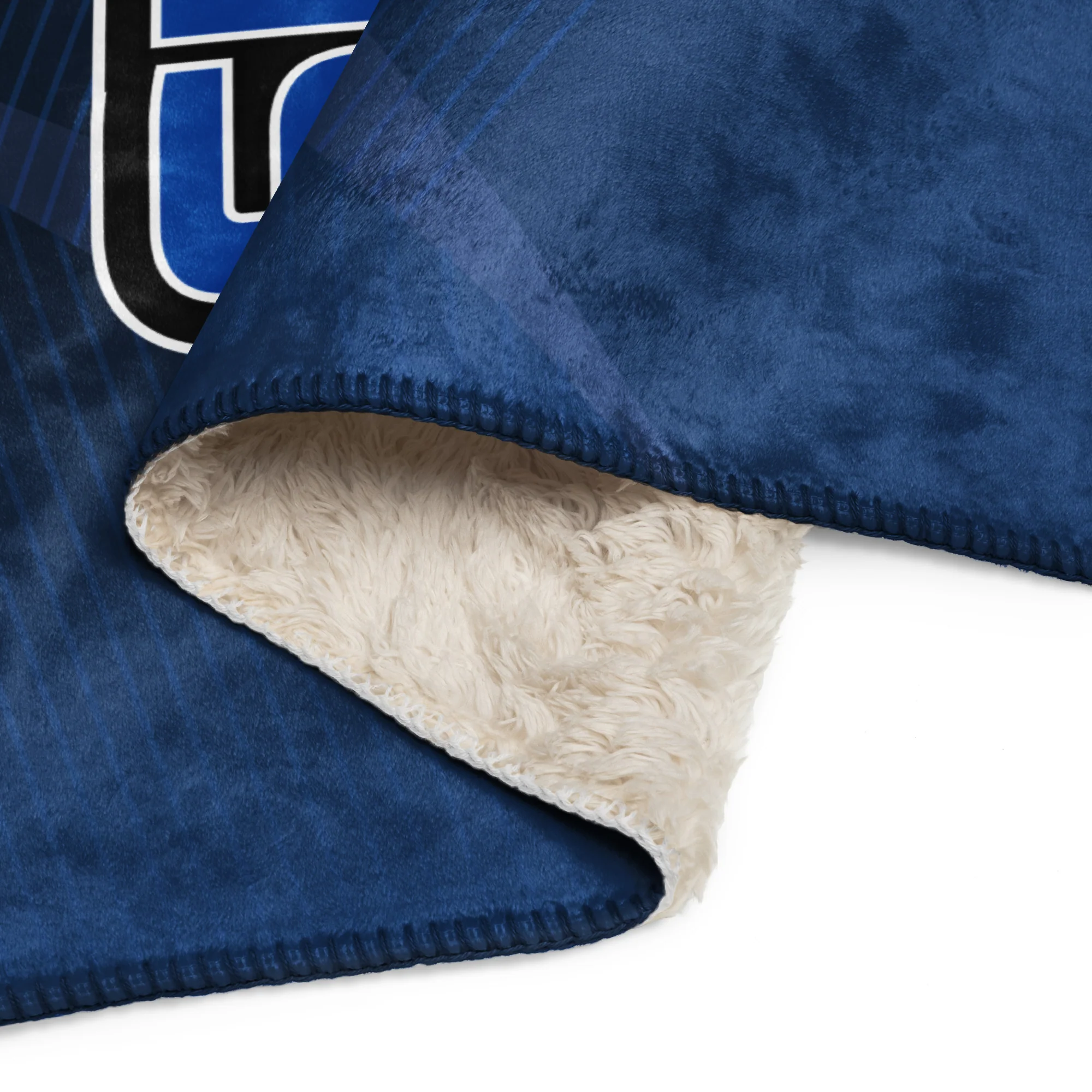 Port Chester Sherpa blanket - Image 6