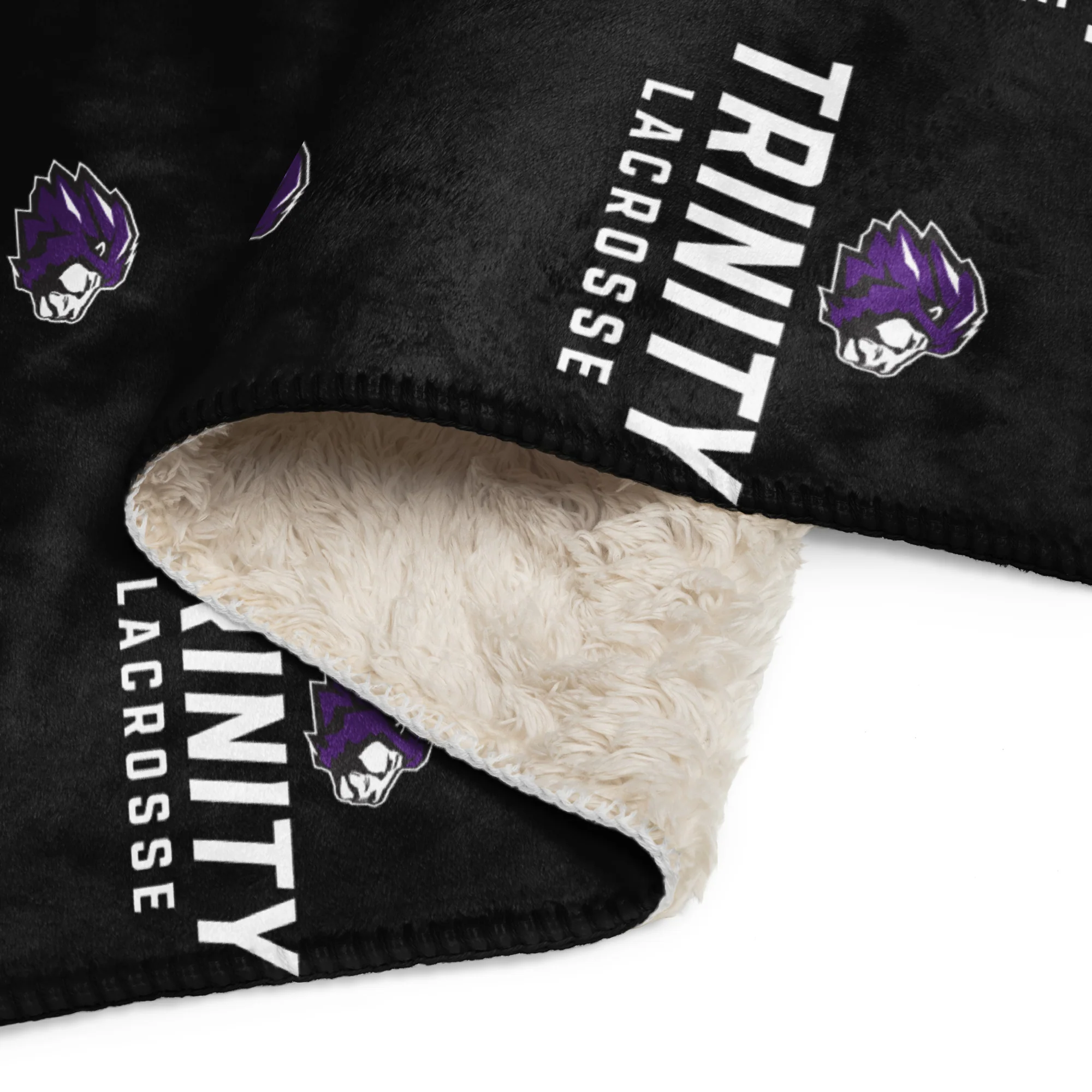 Trinity Sherpa blanket - Image 3