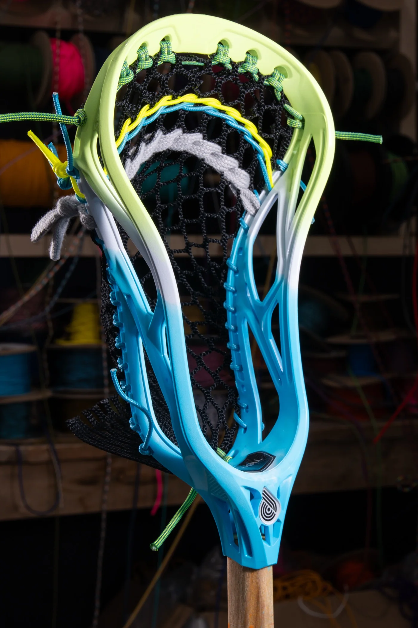 V0044
